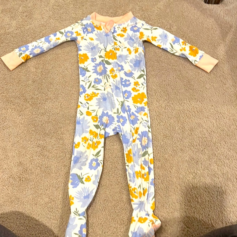 Honest baby 12m onesie